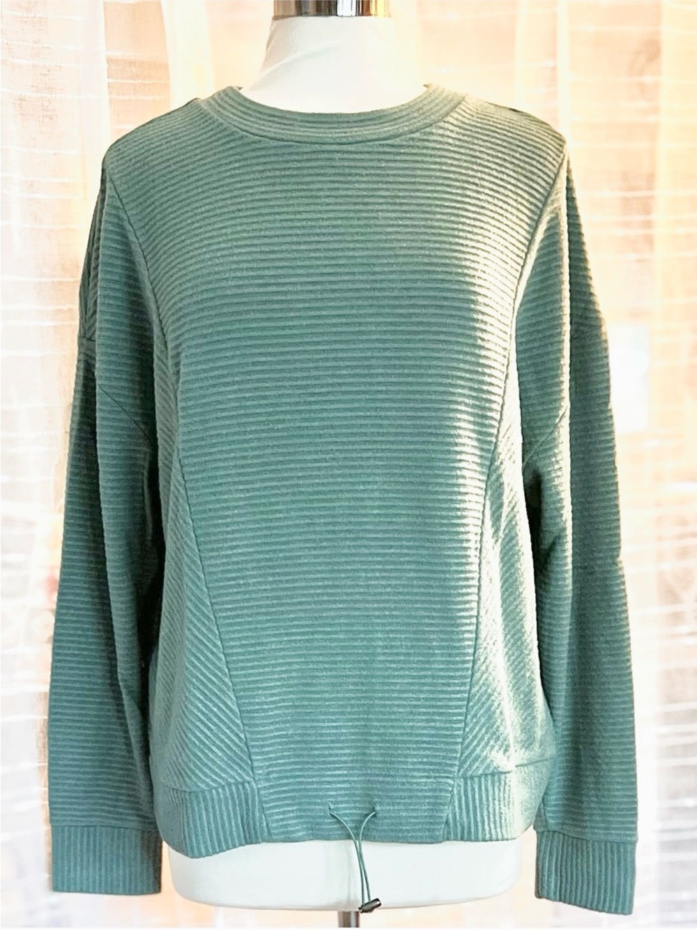 Simply Vera Vera Wang Sz XL Ribbed Drawcord  Aqua Crewneck Sweater